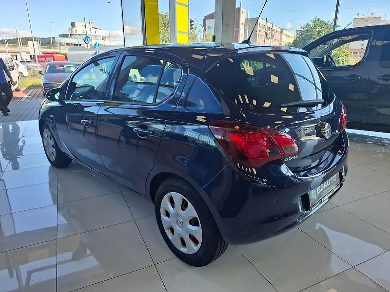 Opel Corsa 1.4i 66KW AUT 2016 - fotka 4 z 11