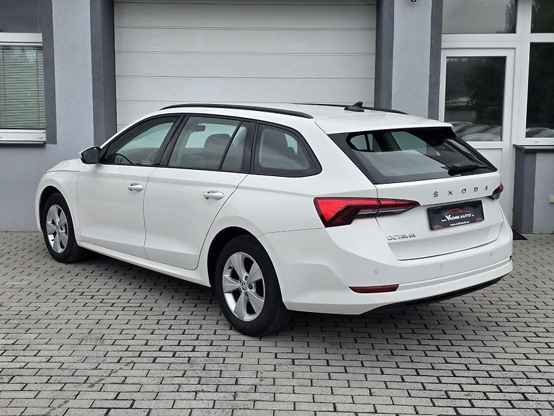 Škoda Octavia (2023) 2.0TDI 85kW ČR NOVÉ 1.MAJITEL - fotka 3 z 21