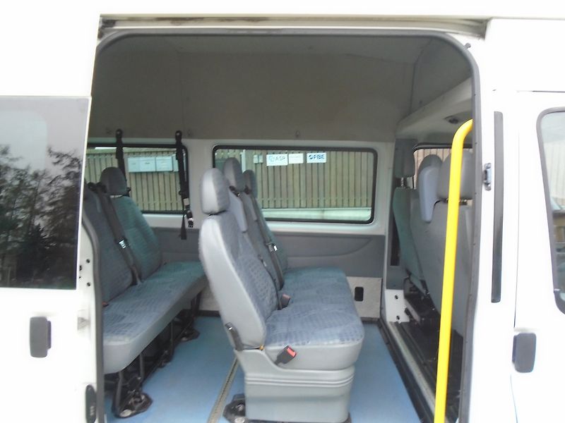 Ford Transit (2014) 2.2 TDCi L3H3 Bus 9 míst AC - fotka 8 z 30
