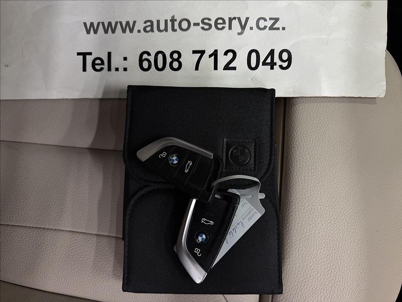 BMW X1 XDRIVE 25E M SPORT PANO 2XALU - fotka 48 z 48