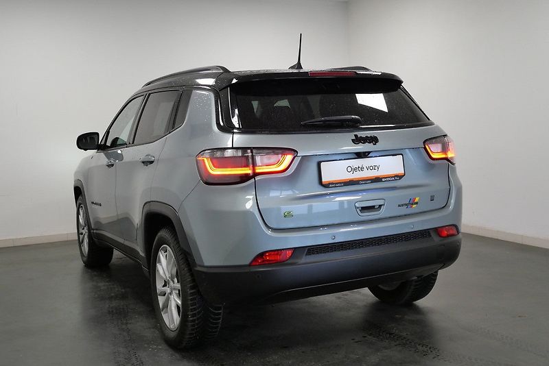 Jeep Compass - fotka 4 z 6
