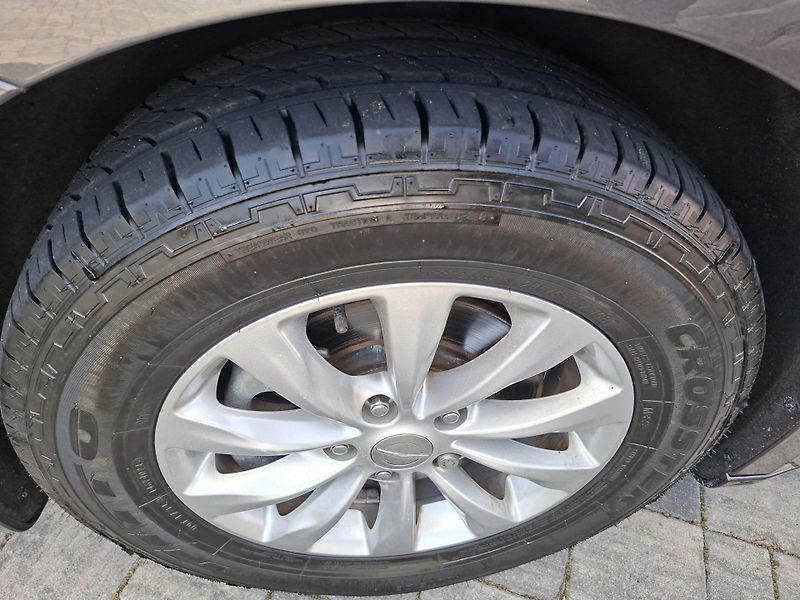 Chrysler Pacifica (2018) 3,6L,Top výbava, REZERVACE - fotka 43 z 44