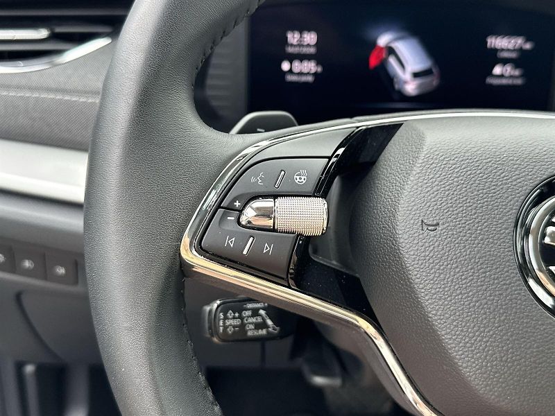 Škoda Octavia (2023) Combi 1.5 TSI M-HEV DSG Style - fotka 14 z 32