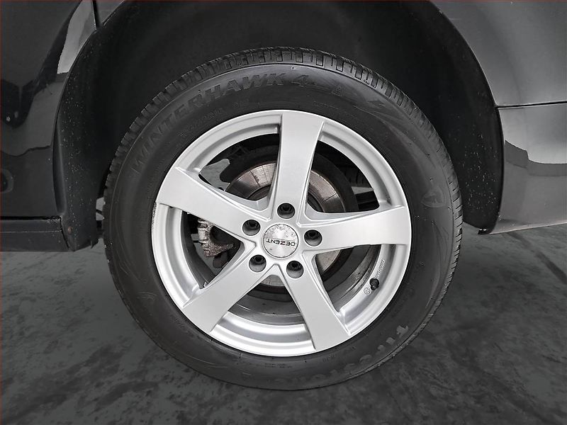 Volkswagen Caddy (2009) 1.4 i, 5Míst, 1Maj - fotka 15 z 16