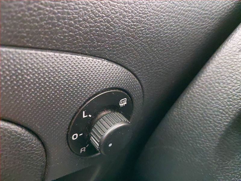 Škoda Fabia (2012) Ambition 1.6 TDI, po STK - fotka 17 z 18
