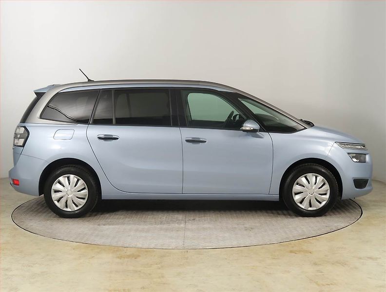 Citroën C4 Picasso (2015) 1.6 HDi, 7 míst, Serv.kniha - fotka 6 z 28
