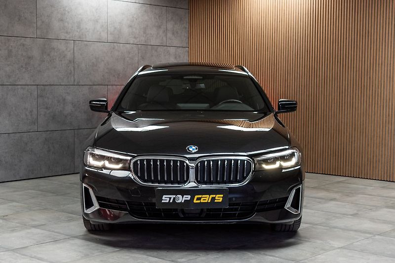 BMW Řada 5 530d xD TAŽNÉ*N.TOPENÍ*ČR 1.M* - fotka 2 z 51