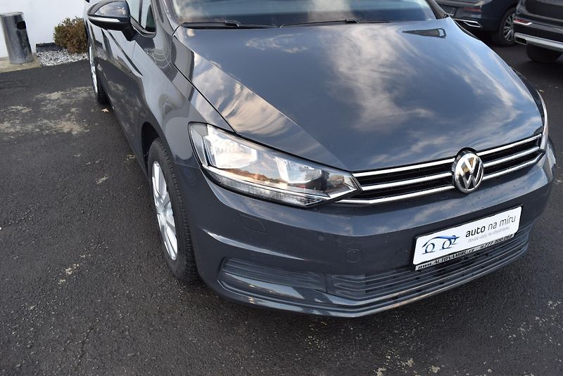 Volkswagen Touran (2017) 1.4TSI 110kw COMFORTLINE WEBAS - fotka 4 z 44