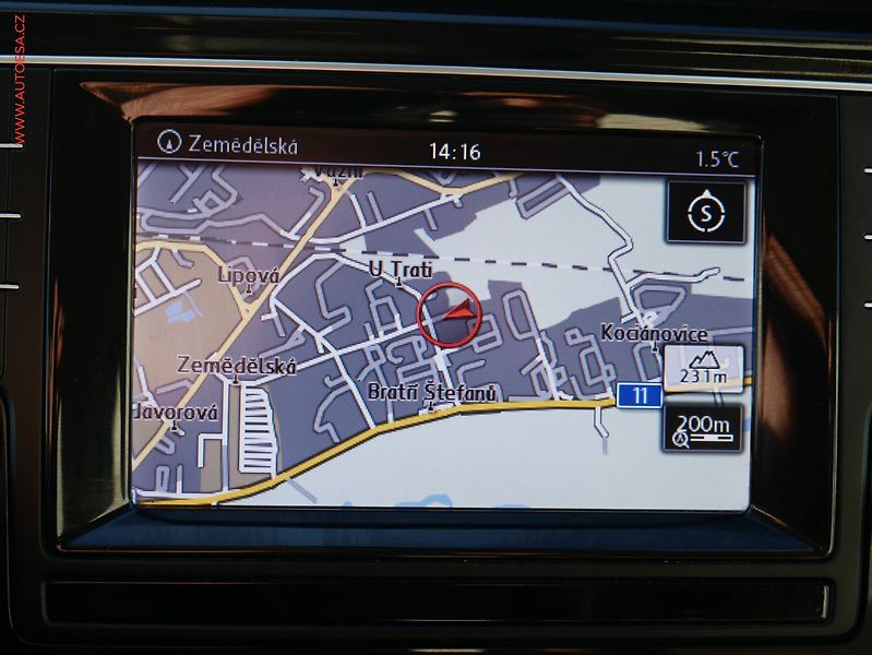 Volkswagen Golf Sportsvan (2015) 2.0TDi, Highline, bixen, TZ - fotka 14 z 21