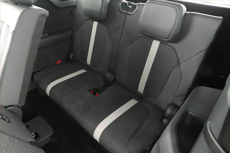 Škoda Kodiaq (2025) 2.0 TDI, Sportline, Navigace - fotka 13 z 27