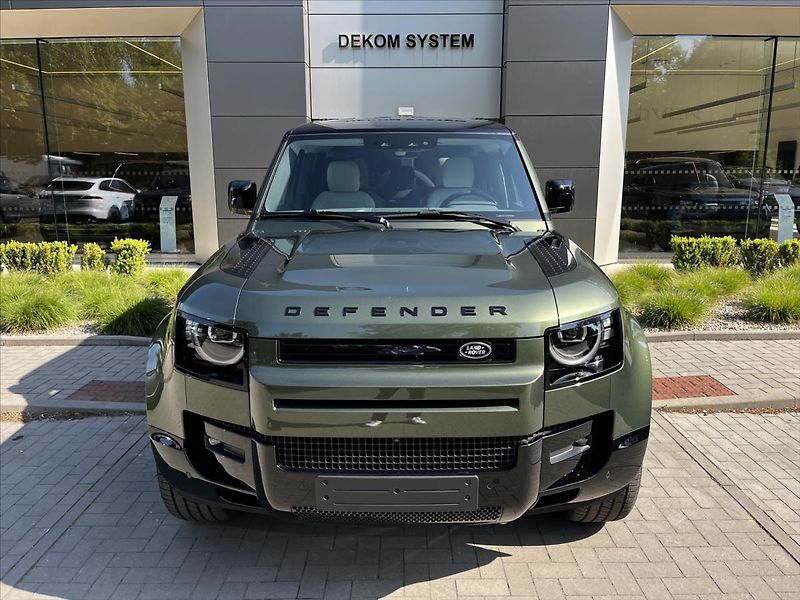 Land Rover Defender (2026) 3,0 110 X-Dynamic SE D200 AWD - fotka 3 z 18