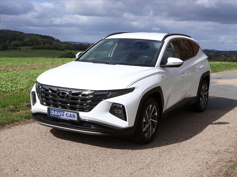 Hyundai Tucson 1,6 T-GDI 110 kW Smart Aut. DP - fotka 3 z 33