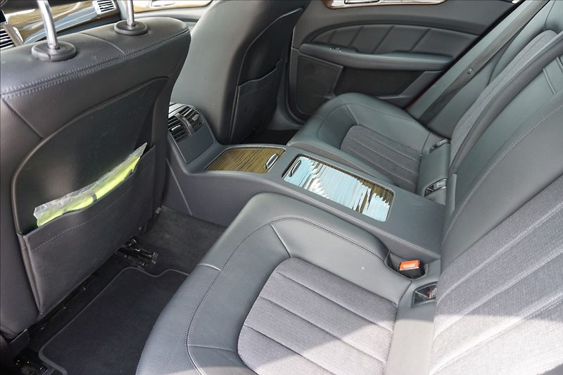 Mercedes-Benz CLS 3,0 - fotka 15 z 17
