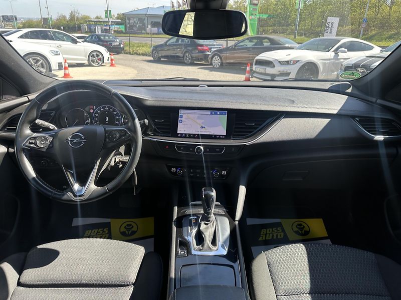Opel Insignia (2022) Opel Insignia Sports Tourer 20 - fotka 10 z 19