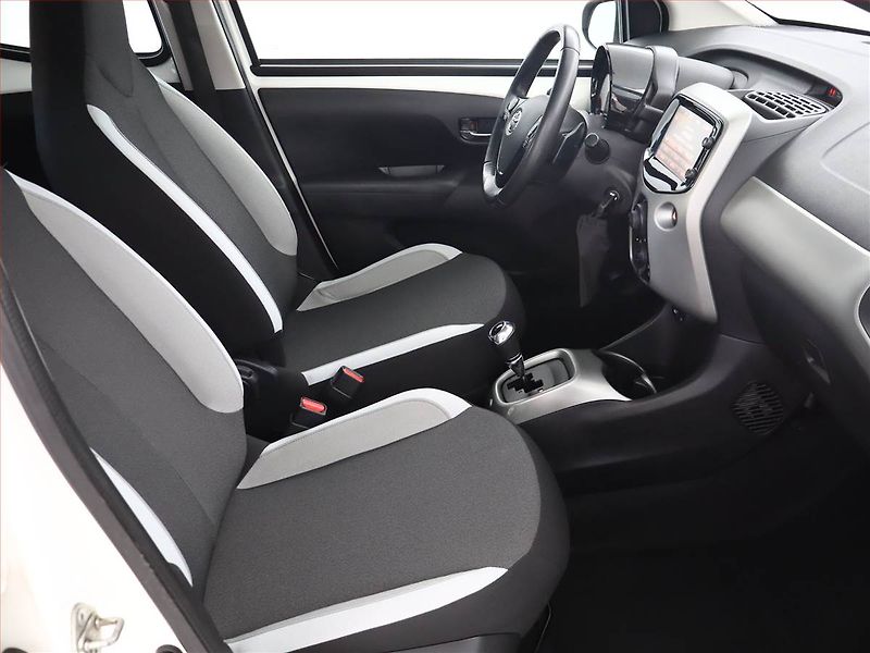 Toyota Aygo (2017) 1.0 VVT-i, Automat, ČR,1.maj - fotka 7 z 13