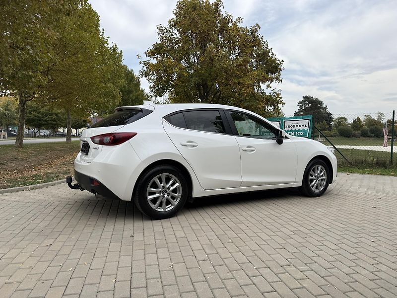 Mazda 3 2.0 Center-Line - fotka 12 z 34