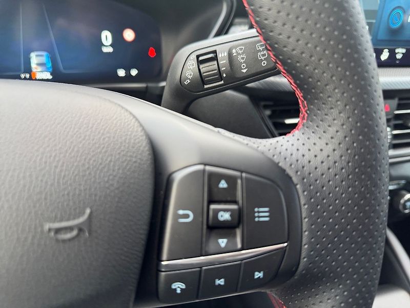 Ford Kuga ST LINE X PHEV CZ TOP Výbava Z - fotka 17 z 20