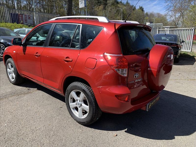 Toyota RAV4 2,0 i 4x4 CEBIA - fotka 7 z 19