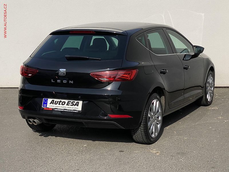 Seat Leon (2019) 1.5 TSi, Xcellence, DSG - fotka 4 z 18