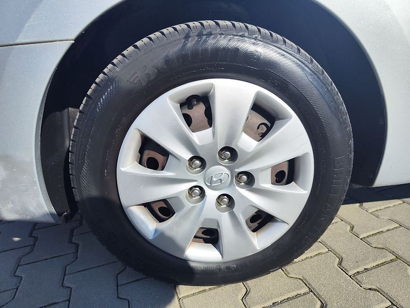 Hyundai i30 1.6 CRDI/85kW Comfort - fotka 23 z 23