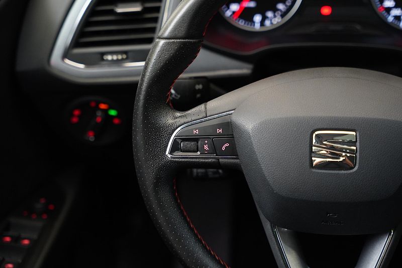 Seat Leon - fotka 15 z 26