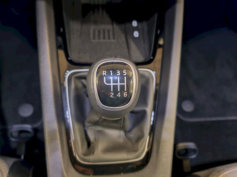 Škoda Octavia (2025) 1.5 TSI 110 kW Top Selection - fotka 19 z 31