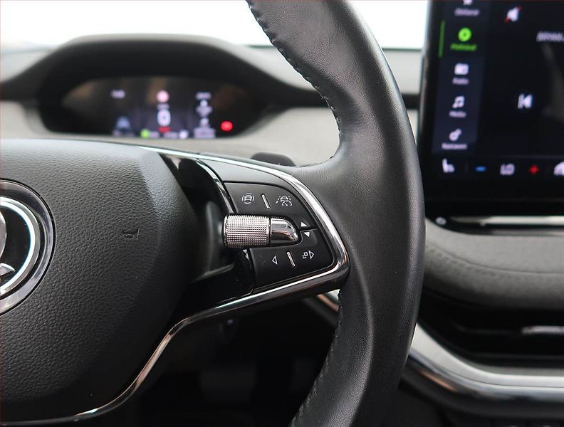Škoda Enyaq (2023) 60 (62 kWh), SoH 93% - fotka 17 z 25