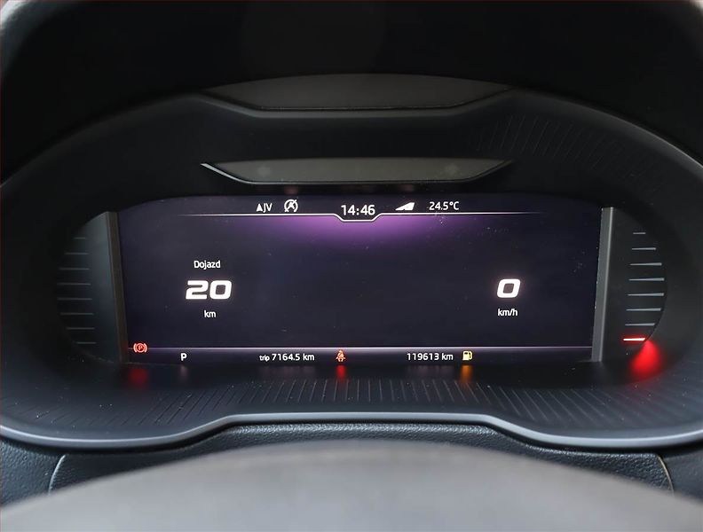 Škoda Octavia (2019) RS 2.0 TSI - fotka 11 z 27