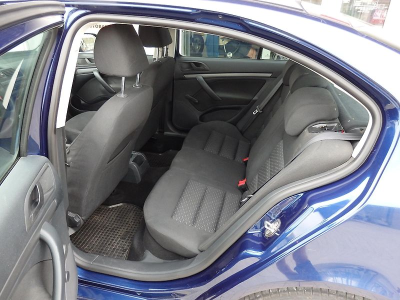 Škoda Octavia 1.4 TSI 90 kW KLIMA, ZÁVĚS - fotka 7 z 24