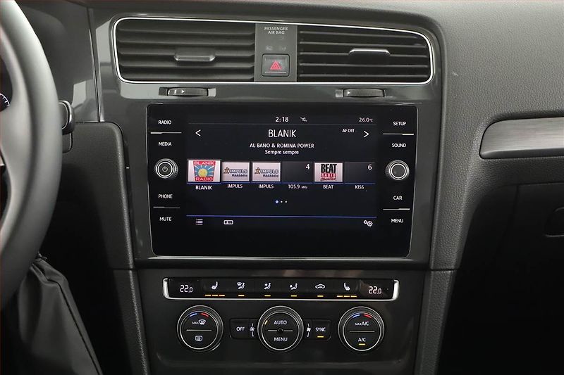 Volkswagen Golf (2017) 1.0 TSI, Tempomat - fotka 10 z 18
