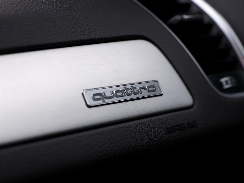 Audi Q5 3.0 TDI 180kW Quattro S-Tronic - fotka 30 z 38