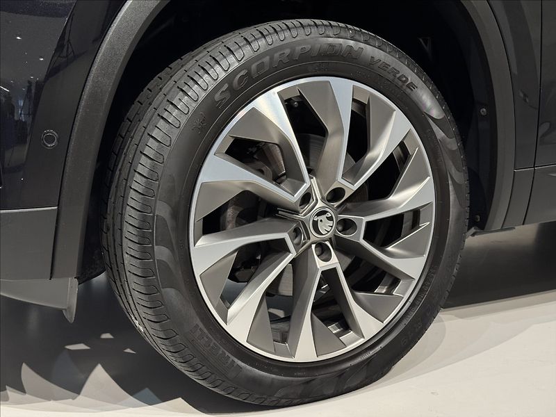 Škoda Kodiaq 2,0 TDi  DSG 4x4 Clever Assist - fotka 6 z 48