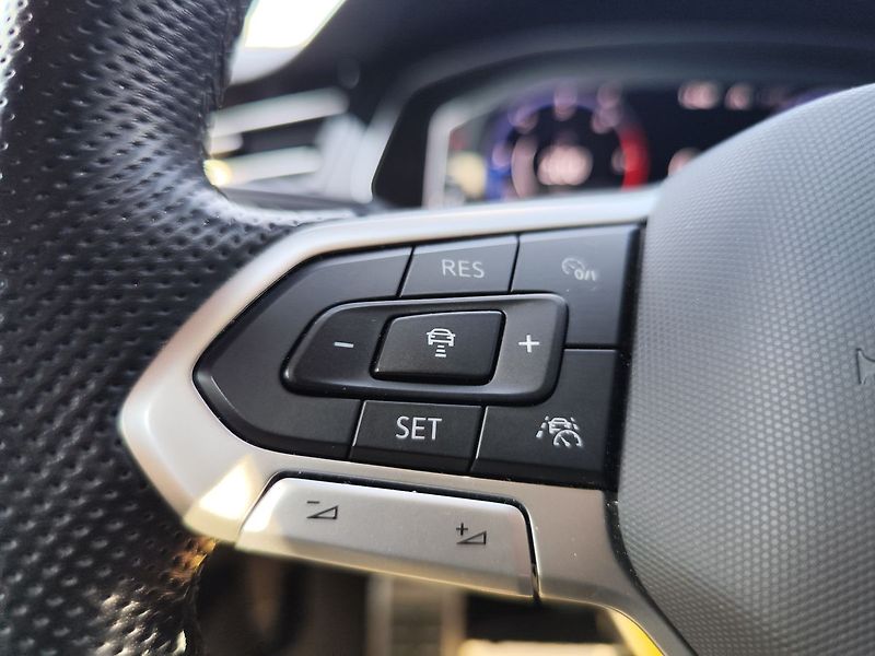 Volkswagen Passat 2.0 TDi/147 Alltrack DSG ČR - fotka 30 z 37