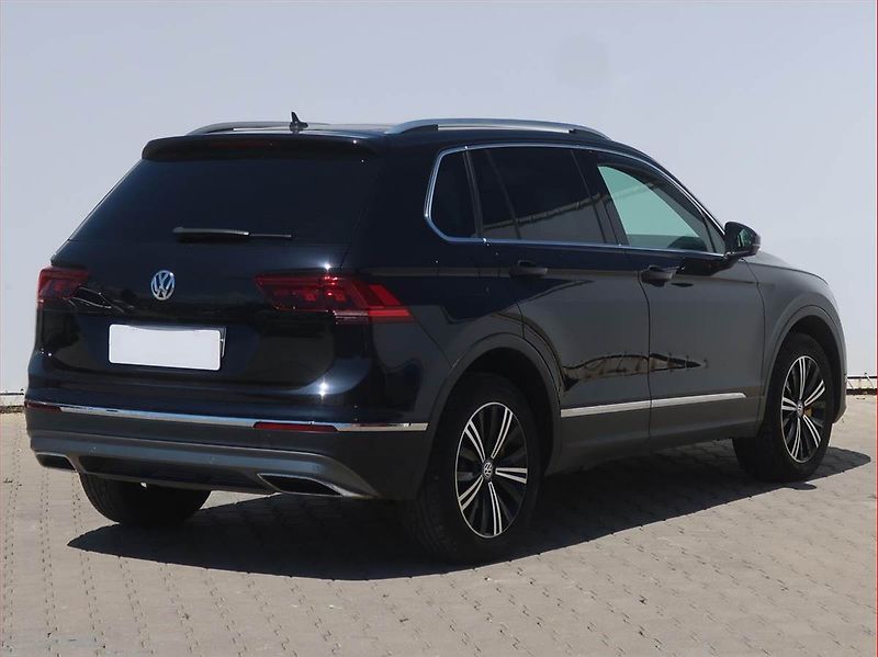 Volkswagen Tiguan (2017) Highline 2.0 BiTDI, 4X4 - fotka 5 z 16