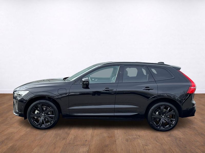 Volvo XC60 T8 ULTRA BLACK EDITON ,335 kW - fotka 2 z 23