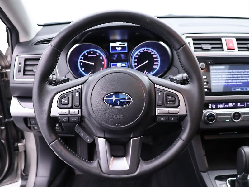 Subaru Outback 2,5 i 129kW Aut. AWD CZ Sport - fotka 17 z 36