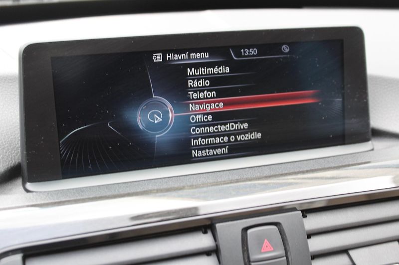 BMW Řada 3 xDrive Gran Turismo - fotka 19 z 24