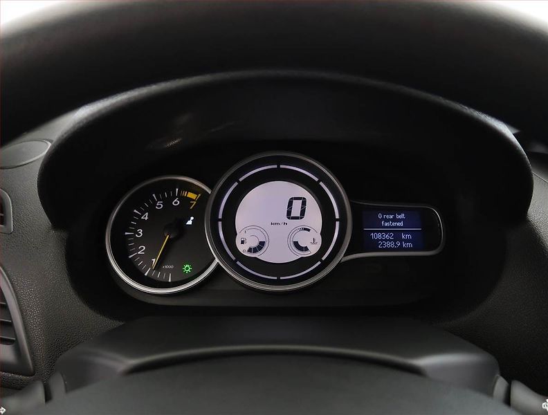 Renault Mégane (2011) 1.6 16V, ČR,1.maj, nová STK - fotka 11 z 17