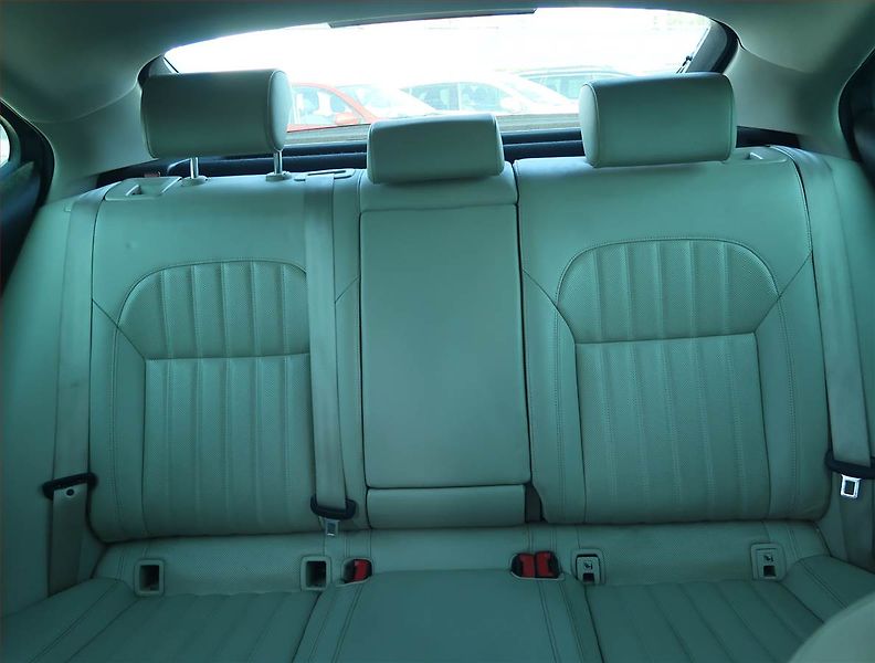 Škoda Superb (2016) Elegance 2.0 TSI, Automat - fotka 10 z 22