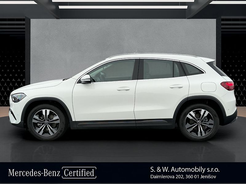 Mercedes-Benz GLA 180 d - fotka 8 z 30