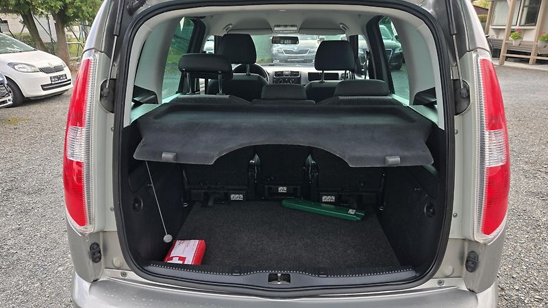 Škoda Roomster 1.4 16V ACTIVE +EDITION 1.MAJ. - fotka 11 z 35