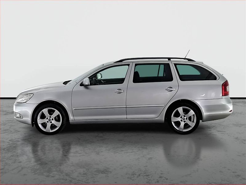 Škoda Octavia (2011) 1.6 TDI, Tempomat - fotka 3 z 18
