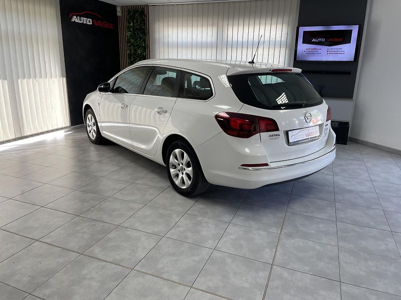 Opel Astra 1.6 CDTi ČR 1.MAJ.DIGIAC  - fotka 8 z 23