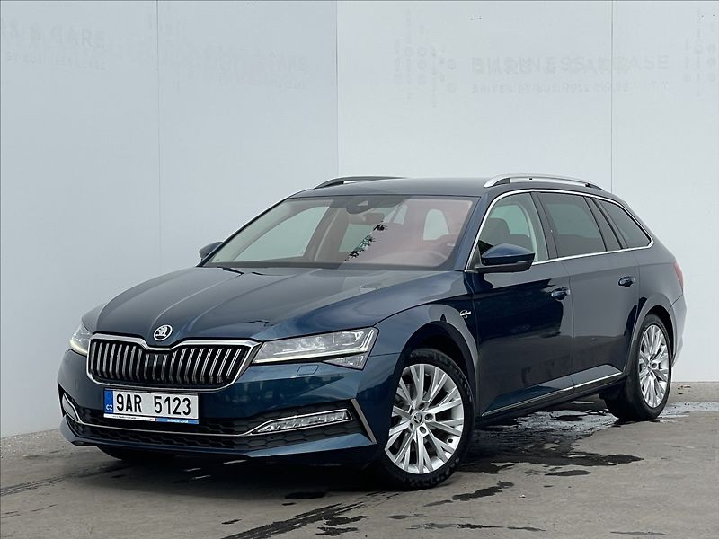 Škoda Superb 1,5 TSI DSG Combi L&K DCC+ACC - fotografie inzerátu