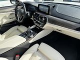 BMW Řada 5 (2018) 540D xDrive Luxury - CZ - náhled 24
