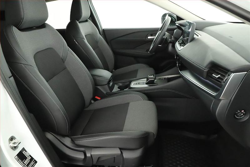 Nissan Qashqai (2026) 1.3 DIG-T MHEV, N-CONNECTA - fotka 7 z 16