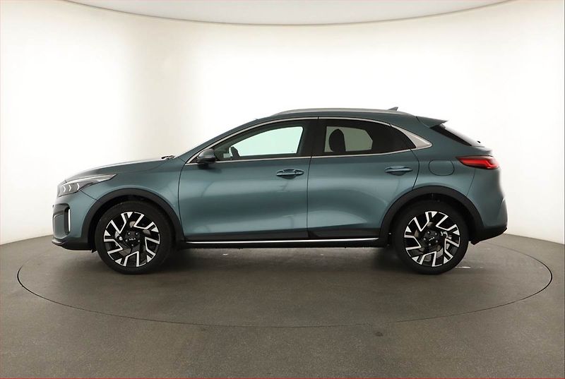Kia XCeed (2025) 1.5 T-GDI, TOP, FullLed - fotka 3 z 18