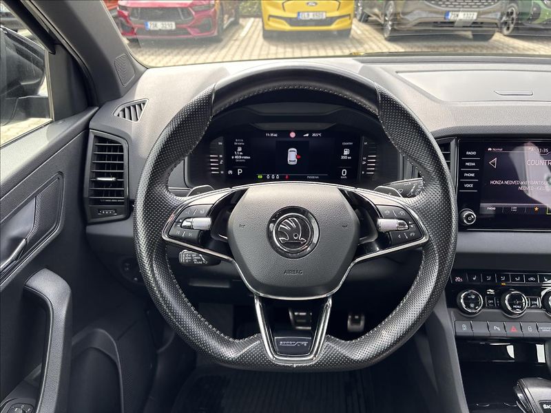 Škoda Karoq 1,5 TSI  110kW Sportline - fotka 16 z 51