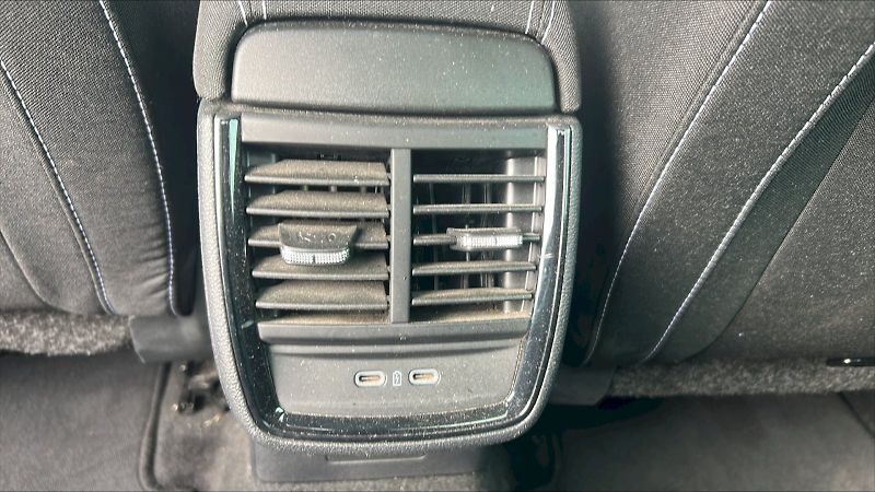 Škoda Kamiq (2023) Monte Carlo 1,5 TSI 110 kW  7 - fotka 30 z 32