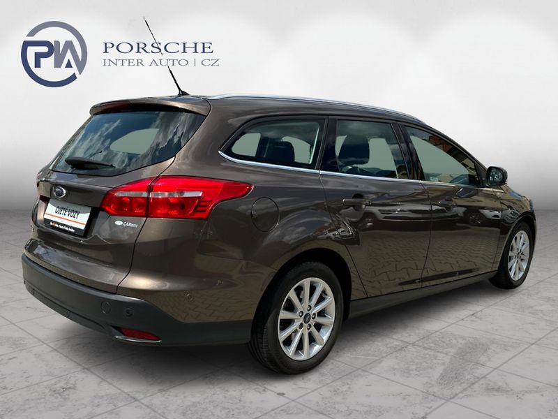 Ford Focus 1.5 TDCI 88KW - fotka 6 z 17